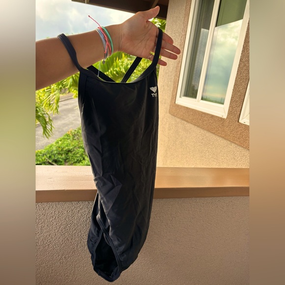 Black TYR swim suit. It is to big on me. - Picture 2 of 2